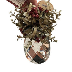 NWT, Kissing Krystals Acrylic Mistletoe Hanging Teardrop Ornament